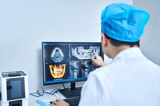 Best Weekend Emergency Dentist in West Ishpeng, MI